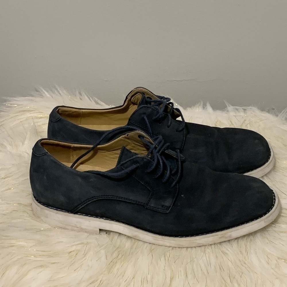 Florsheim blue leather shoes size 9D